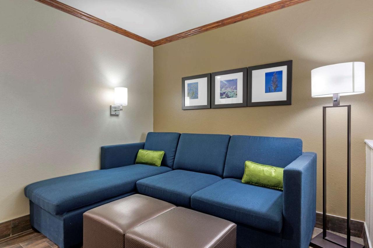 Comfort Suites West Monroe Near Ike Hamilton Expo Center Exterior photo